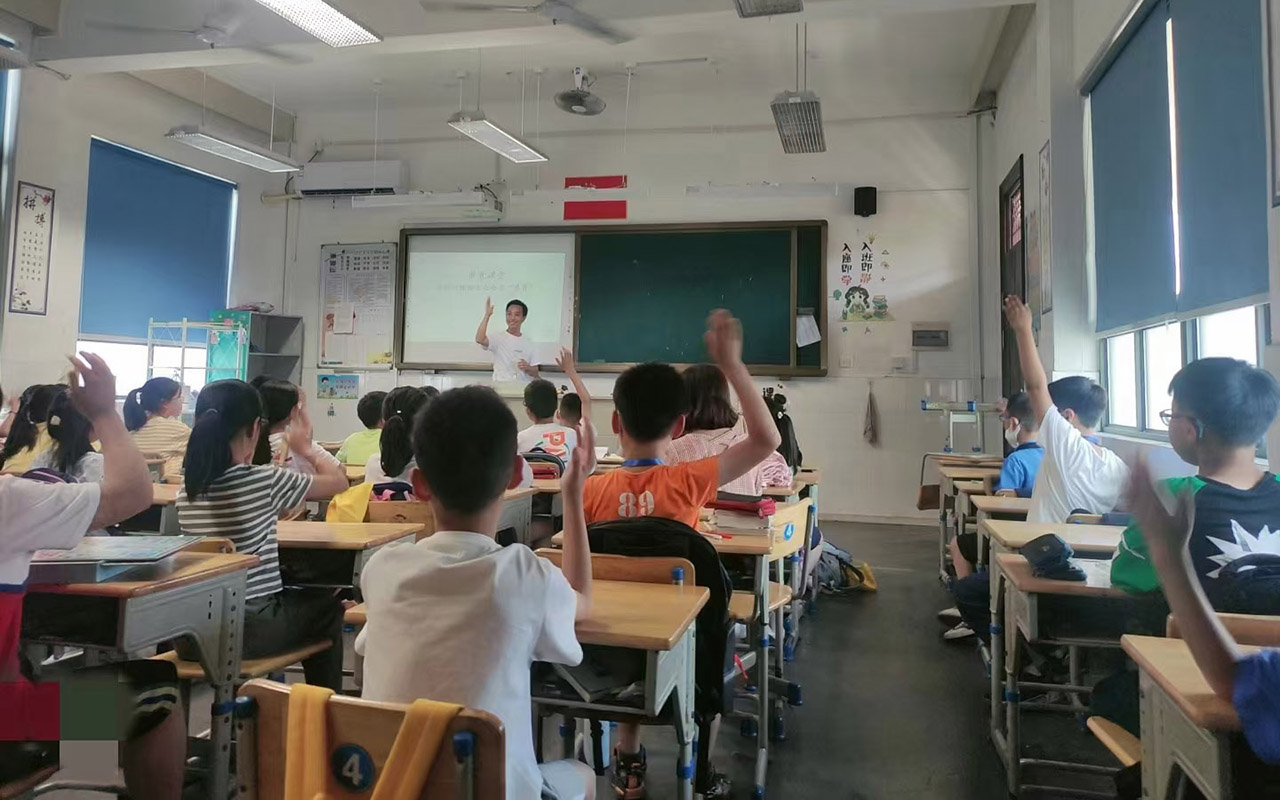 镇赉冯家小学